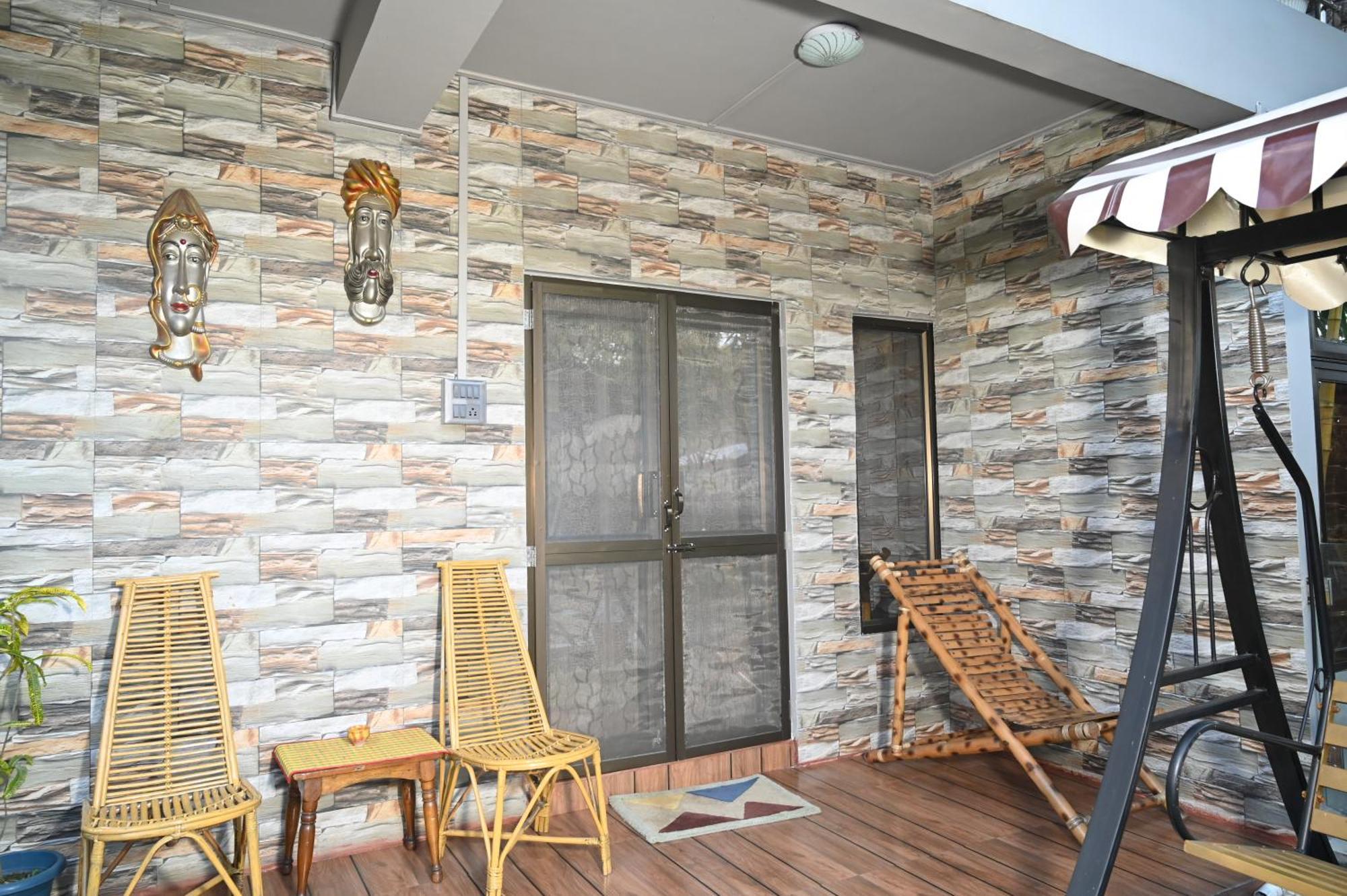 The Cabin By The Bayou Bed & Breakfast Guwahati Bagian luar foto